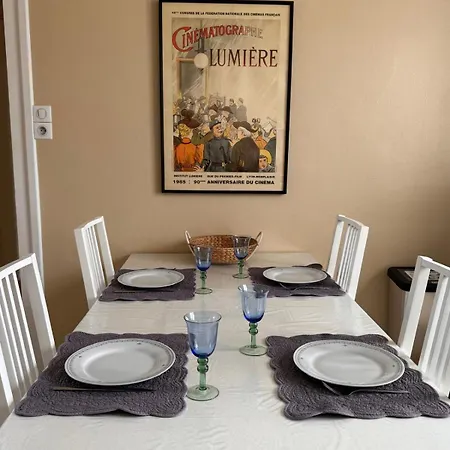 Appartement La California à Oullins Extérieur photo